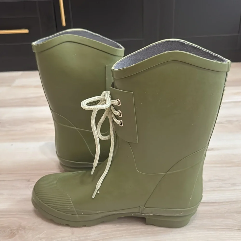 Nomad Lace-Up Detail Rubber Rain Boots - Picture 4 of 8